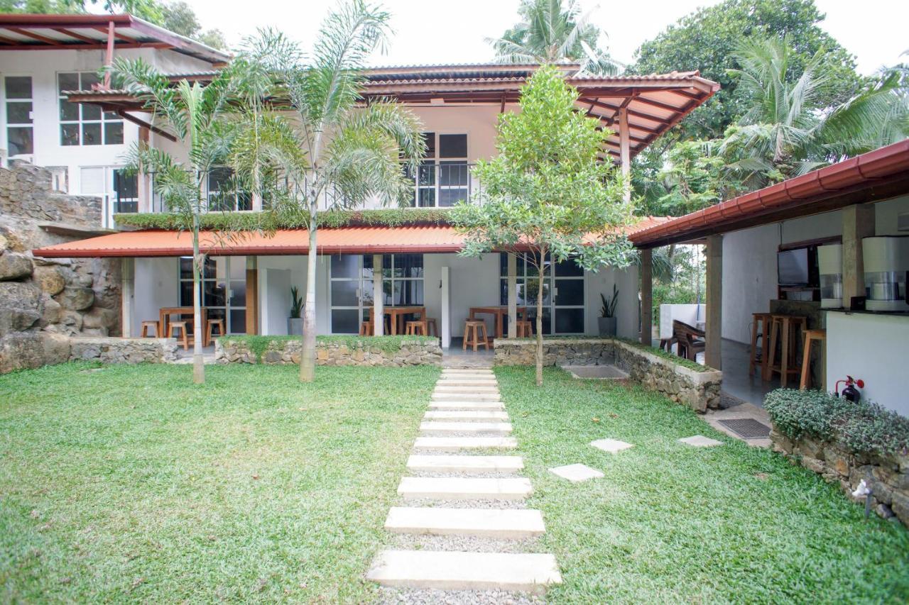 Pineview Unawatuna Exterior foto