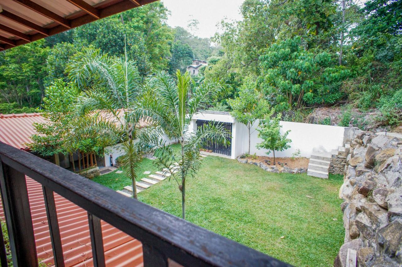 Pineview Unawatuna Exterior foto